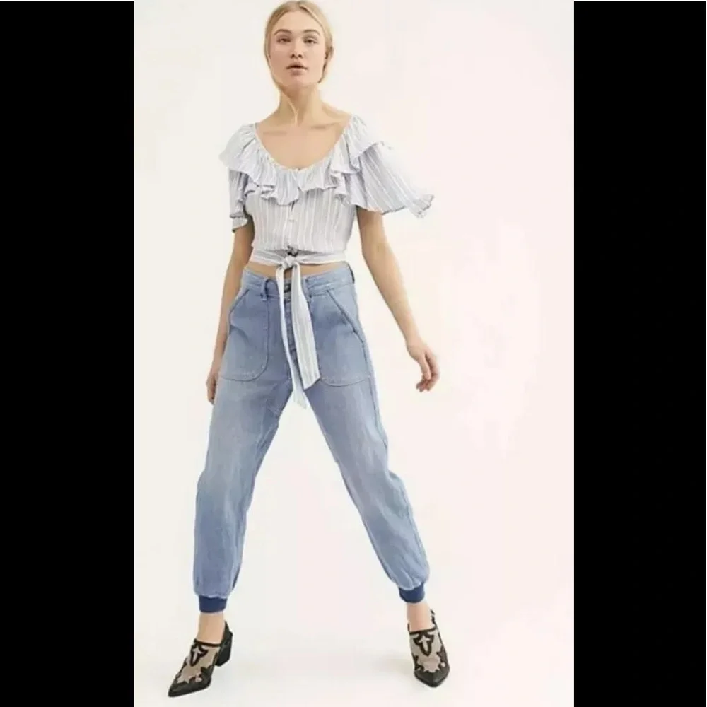 SALE Free People relaxed Skye Boyfriend jeans jogger